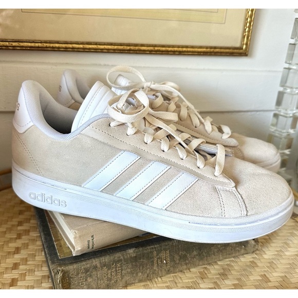 adidas Women's Grand Court Alpha Cloudfoam Lifestyle Comfort Casual Sneakers - Picture 2 of 7